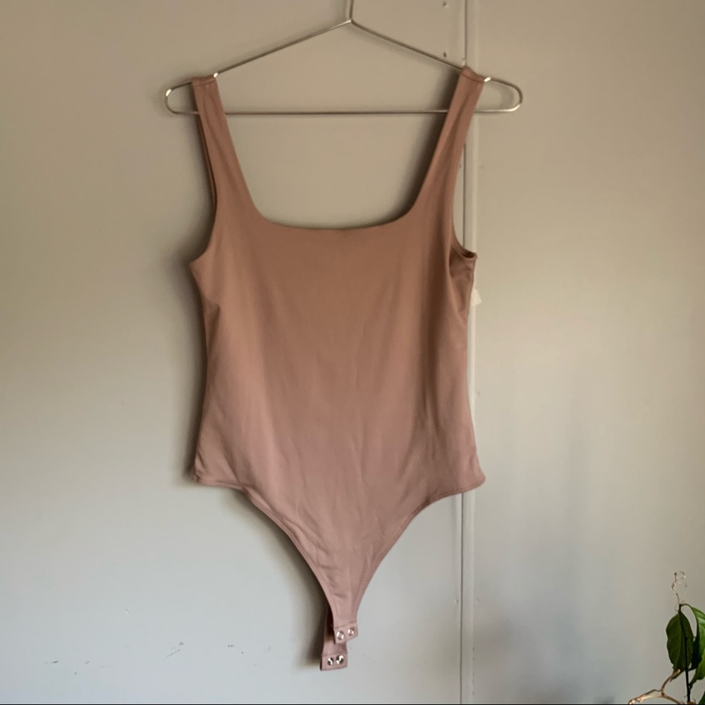 Nude square neck bodysuit